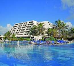 Oasis Cancún Grand1